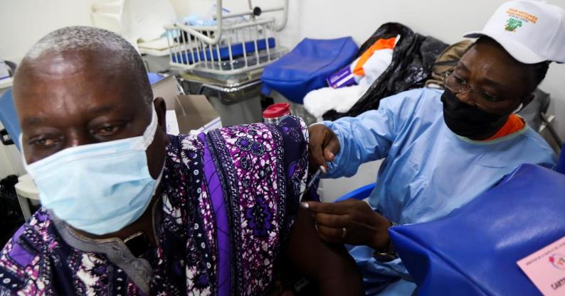 贾&伊利夫：应对大流行，拜登政府需要担起为非洲提供疫苗的责任