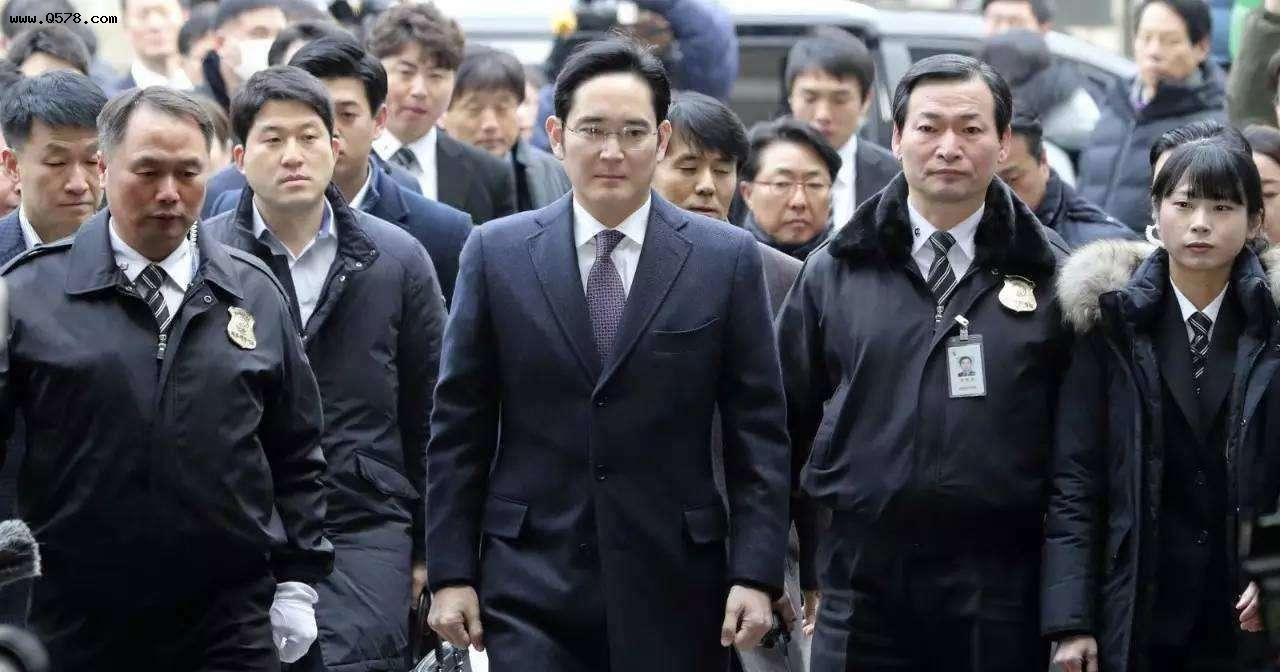 相均泳：韩国的财阀经济与民主之路