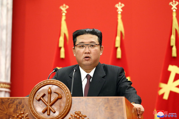 据《劳动新闻》10月11日报道，朝鲜劳动党总书记金正恩前一日在纪念劳动党建党76周年演讲会上发表讲话.jpg