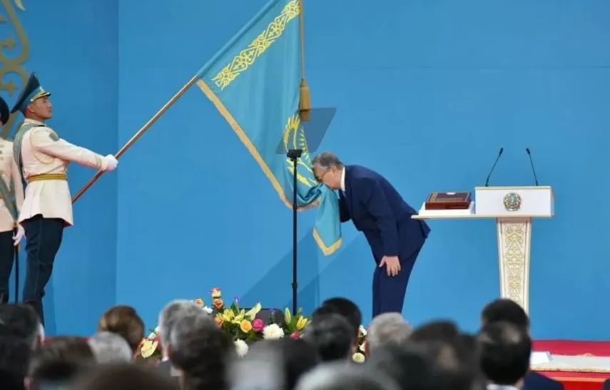亚努斯·布加斯基：欧亚大国之间，哈萨克斯坦的平衡之道